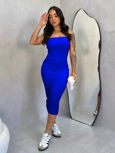 vestido midi canelado, vestido tomara que caia feminino, vestido feminino midi, vestido canelado midi, vestido básico feminino, vestido feminino moderno, vestido midi elegante, vestido midi casual, vestido midi verão, vestido canelado tomara que caia, vestido feminino cintura marcada, vestido feminino confortável