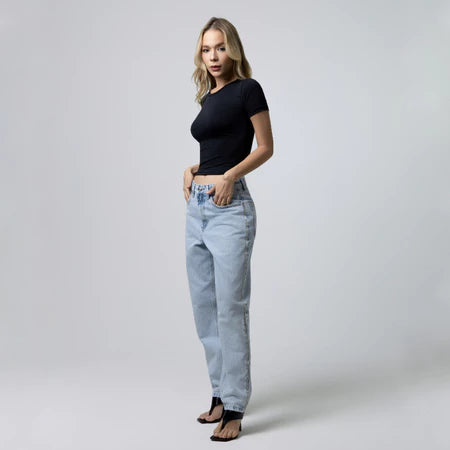 Kit 3 Baby Tee Feminina – Slim Fit, Confortável e que Valoriza Seu Corpo + Entrega Grátis