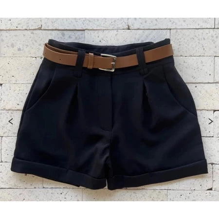 short alfaiataria feminino, short social feminino, short feminino cintura alta, short feminino com cinto, short elegante feminino, short alfaiataria social, short feminino moda, short feminino casual chic, short feminino social, short feminino verão look, short feminino sofisticado, short cintura alta modelador, short feminino clássicos, short feminino para trabalhar, short feminino com estilo, short feminino moda casual, roupas femininas alfaiataria, look social feminino, moda feminina elegante, short para